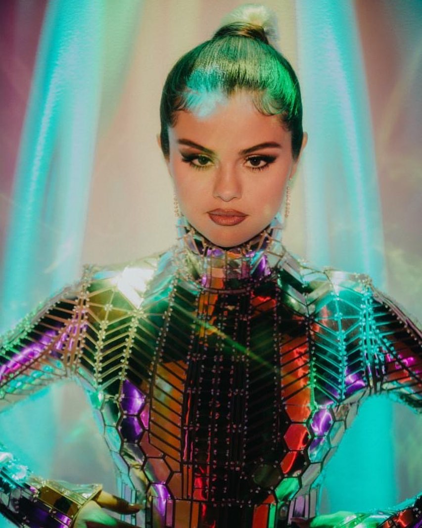 Selena Gomez’s “Look At Her Now” Isn’t About Justin Bieber