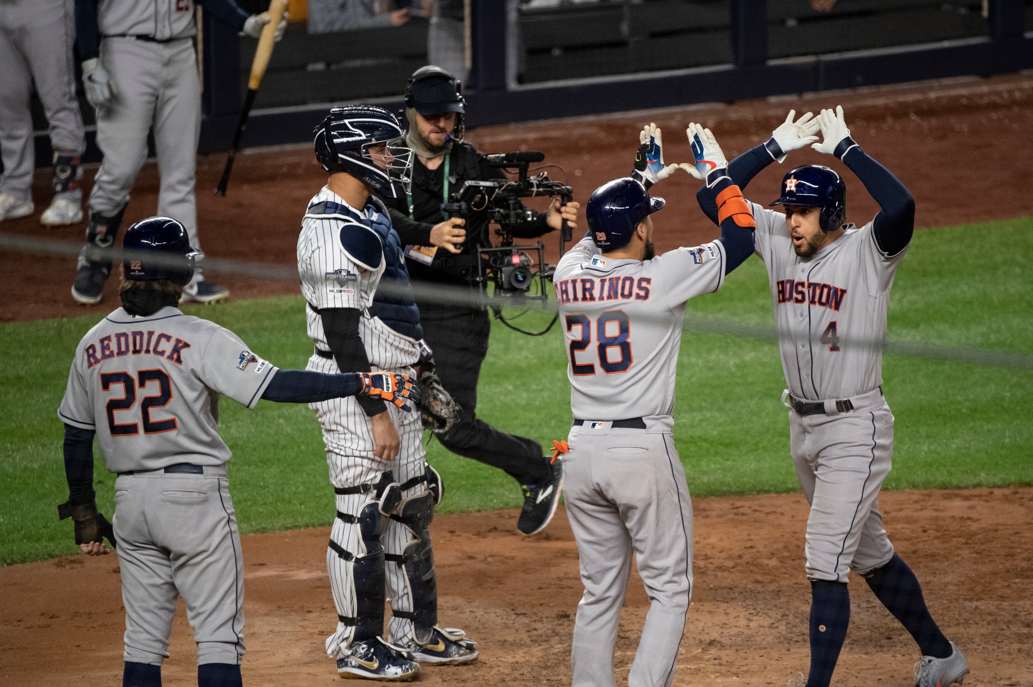 How the Astros Beat the Yankees in Game 4 of the A.L.C.S.