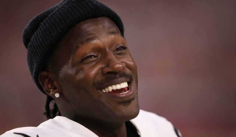 Antonio Brown Reportedly Working Out For NFL Team
