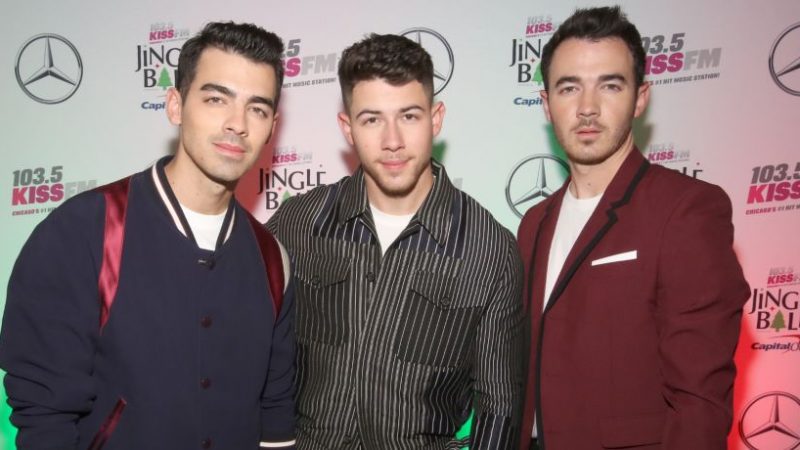 Jonas Brothers & Marshmello To Perform Poolside At Miami Beach For New Year’s Eve 2020