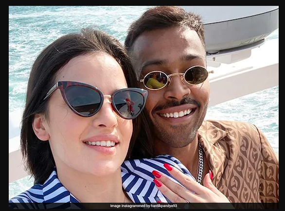 Natasa Stankovic in swimwear shares throwback picture with fiancé Hardik Pandya; see pic