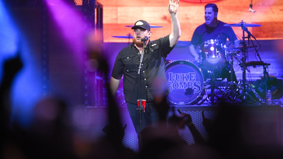 Luke Combs playing October show at PREMIER Center