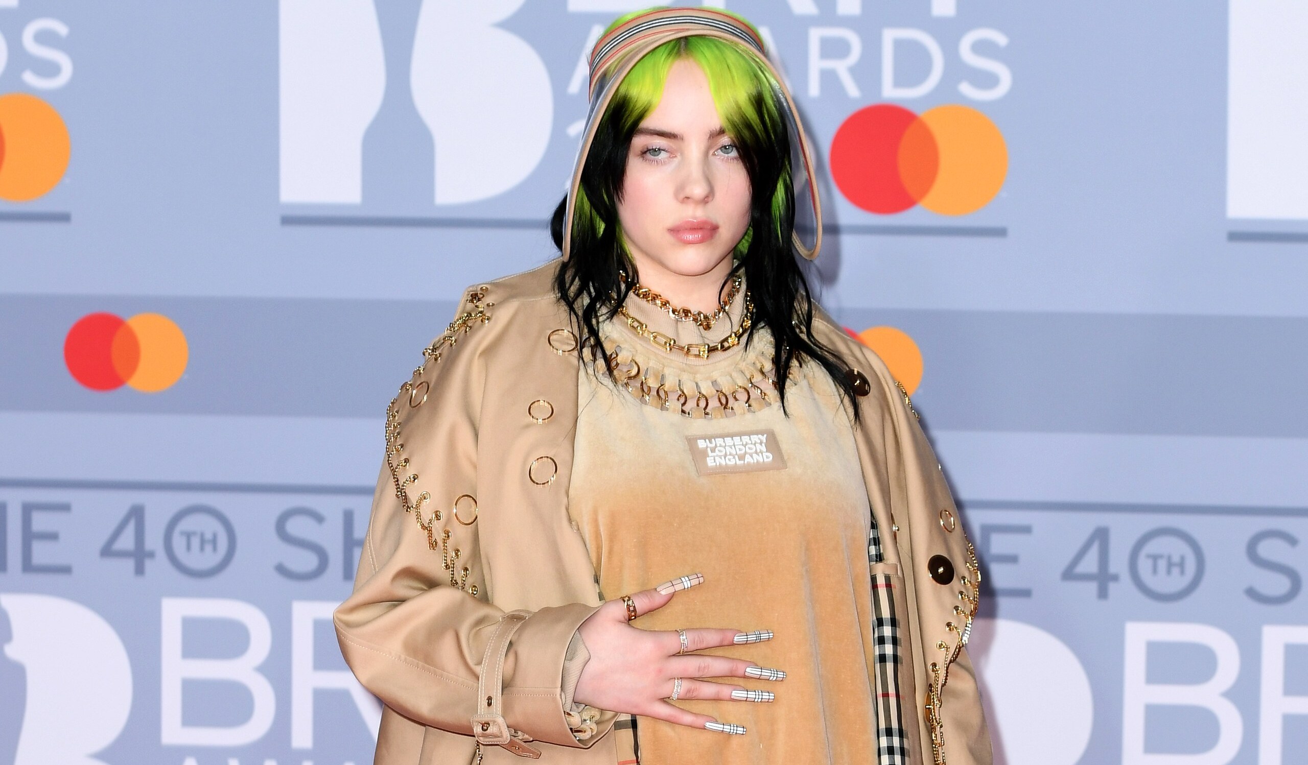 Billie Eilish One-Ups Her Logo Manicure With an Homage to Burberry