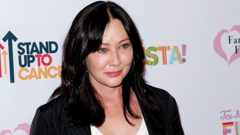 Shannen Doherty blames State Farm for being nearly ‘evicted,’ forced to sleep on mom’s couch: court docs