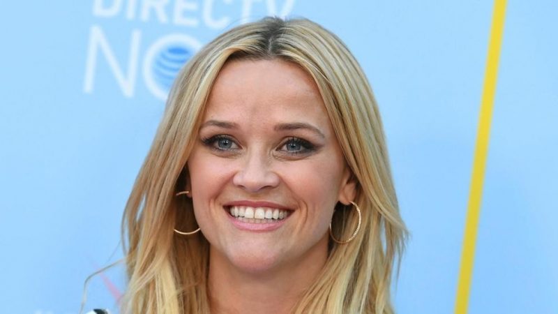 Reese Witherspoon’s clothing brand giving teachers free dresses