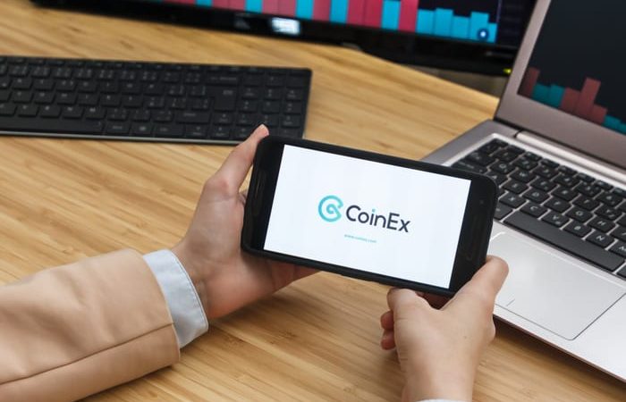 CoinEx Teams With Simplex For Credit Card-Enabled Crypto Buys