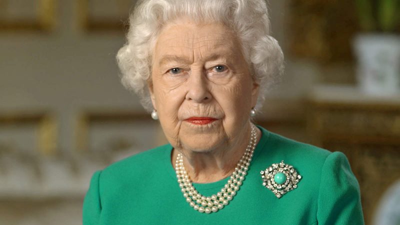 Queen Elizabeth II delivers coronavirus address and calls for unity, saying ‘we will succeed’