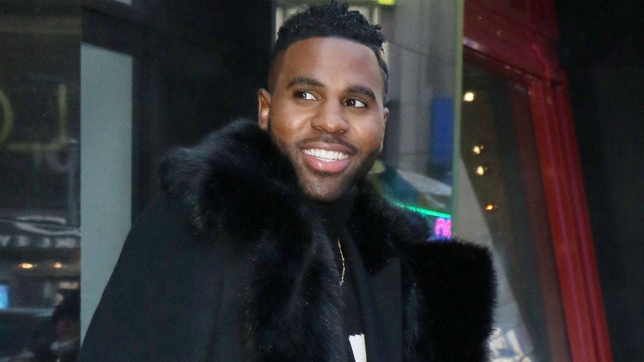 Jason Derulo Seems to Chip Front Teeth Eating Corn in Shocking TikTok Video: Watch!