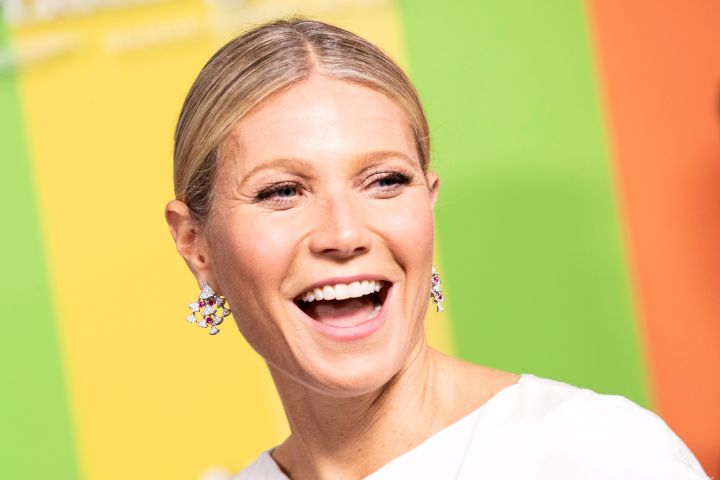 Gwyneth Paltrow Reveals She Learned A Very NSFW Skill From Rob Lowe’s Wife