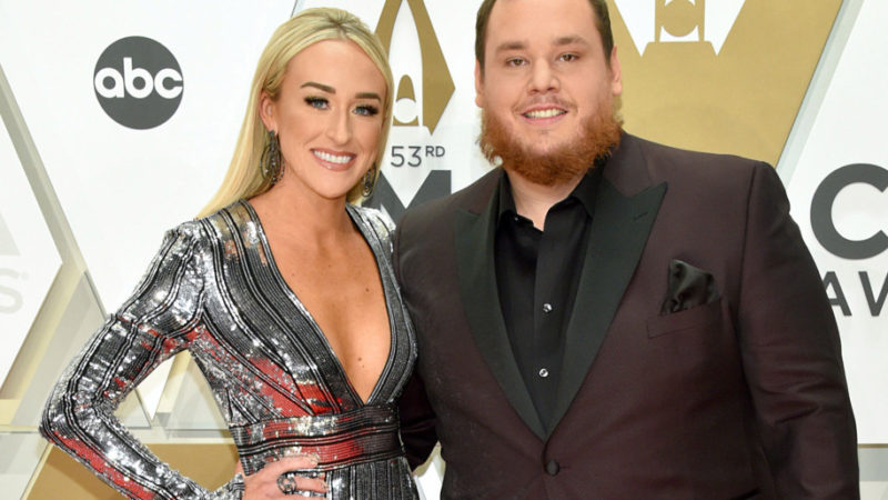 Country singer Luke Combs marries fiancée