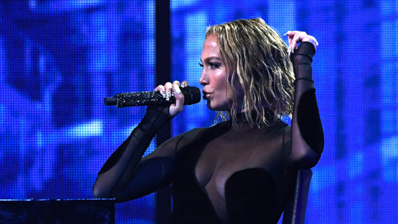 Jennifer Lopez Accused Of Stealing From Beyonce With 2020 AMAs Performance