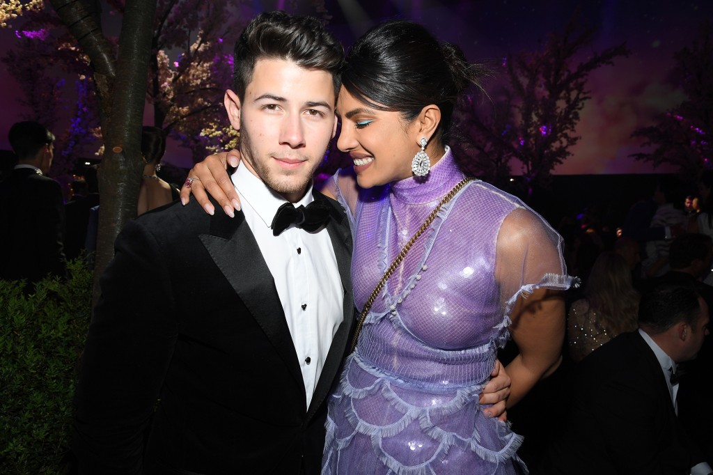 Priyanka Chopra shuts down Nick Jonas split rumors with thirsty comment