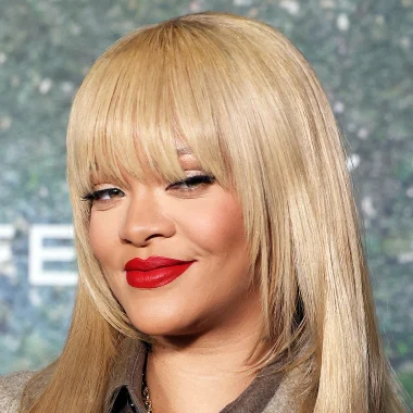 Rihanna announces Fenty Hair line