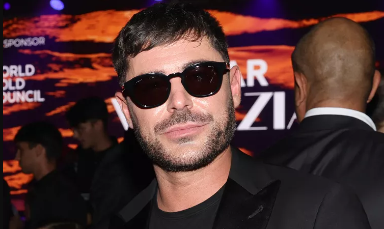 Zac Efron Parties in Venice 1 Month After Hospitalization for Swimming Pool Incident in Ibiza